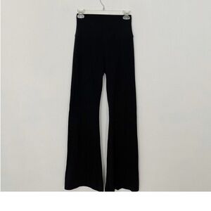 Offline by aerie pants black active wear size L